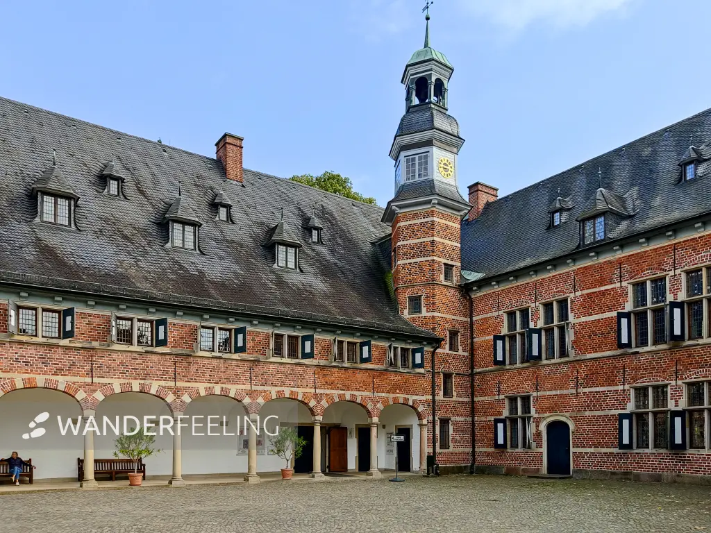 202309230-38 - Schloss Reinbek, Herzogtum Lauenburg und Stormarn, Schleswig-Holstein, Deutschland