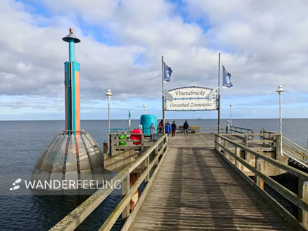 202310170-06 - Seebrücke mit Tauchglocke in Zinnowitz, Usedom, Mecklenburg-Vorpommern, Deutschland