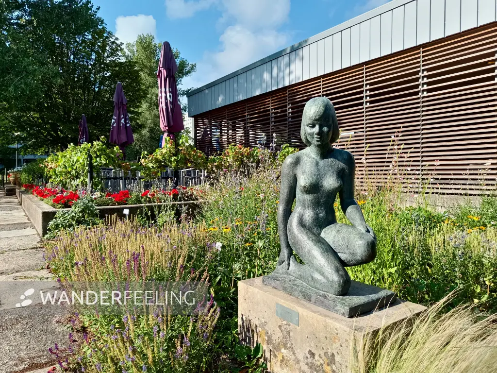 202507150-05 - Skulptur auf der Freundschaftsinsel, Potsdam, Brandenburg, Deutschland