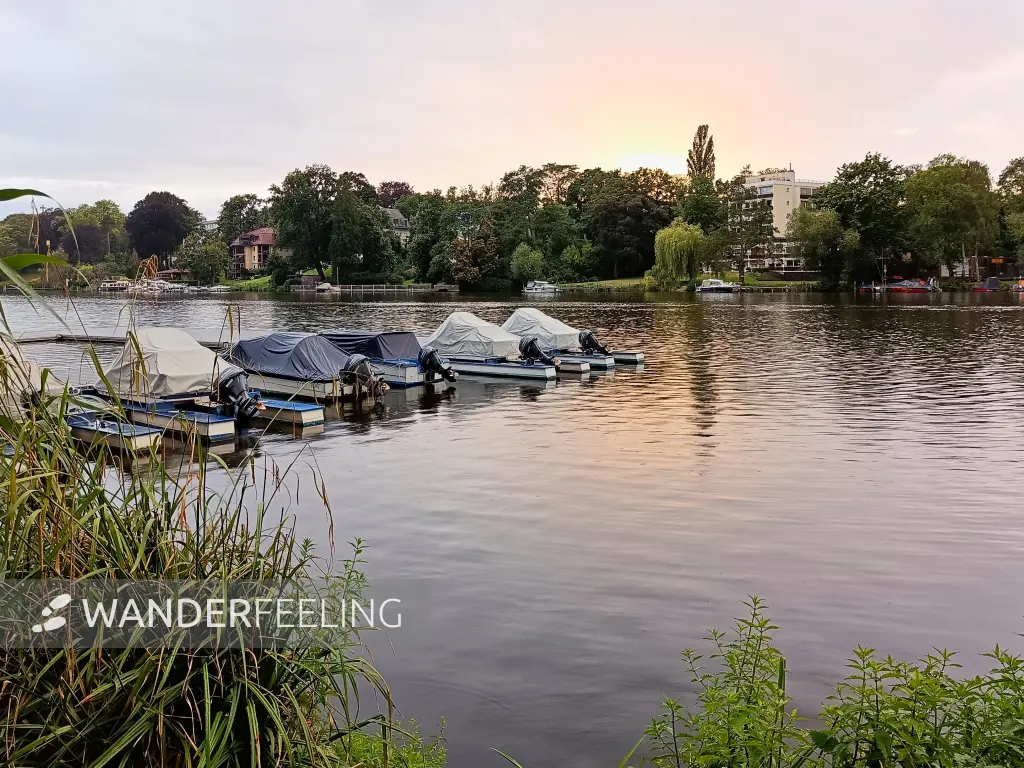 202507150-32 - Sonnenuntergang am Kleinen Wannsee, Berlin, Deutschland