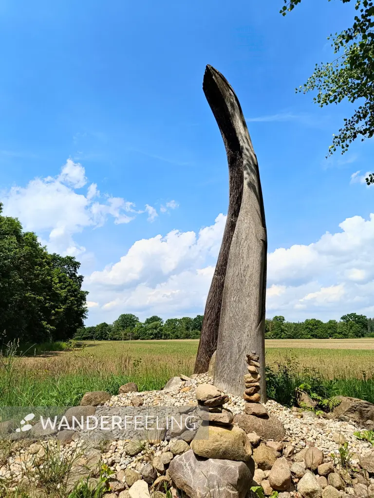 202505310-10 - »Steinquelle« auf dem Kunstwanderweg, Fläming, Brandenburg, Deutschland