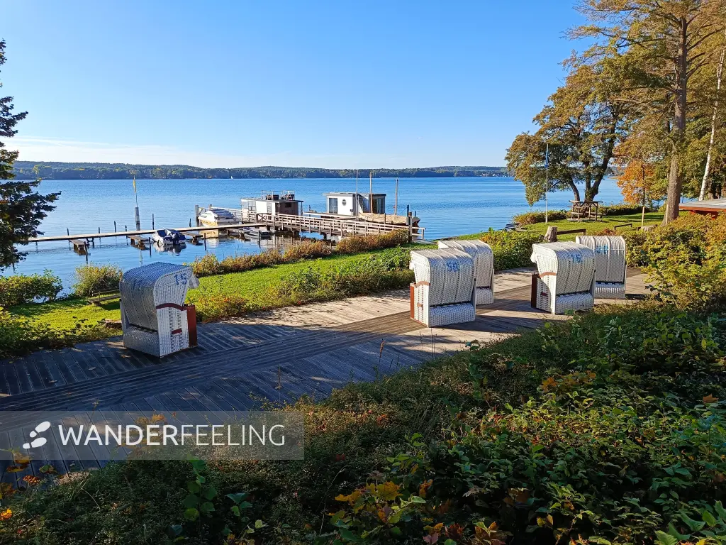 202610190-21 - Strandkörbe am Scharmützelsee bei Pieskow, Seenland Oder-Spree, Brandenburg, Deutschland