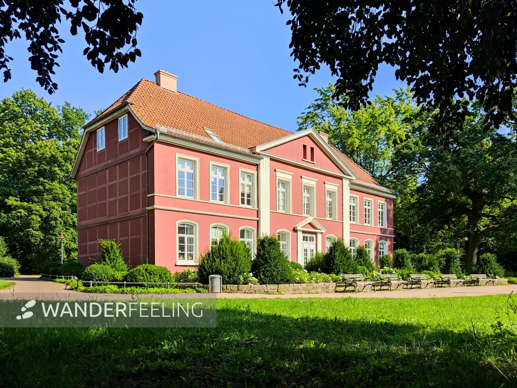 202308181-16 - Thaers Garten mit Herrenhaus in Celle, Lüneburger Heide, Niedersachsen, Deutschland