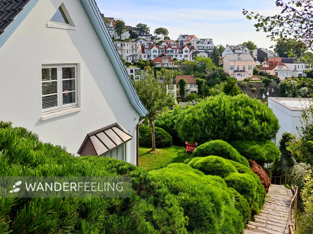202309250-05 - Treppenviertel in Blankenese, Hamburg, Deutschland