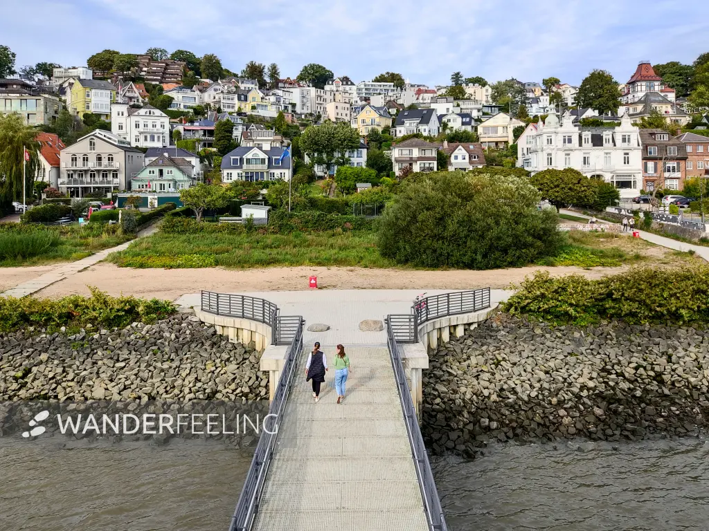 202309250-52 - Treppenviertel in Blankenese, Hamburg, Deutschland