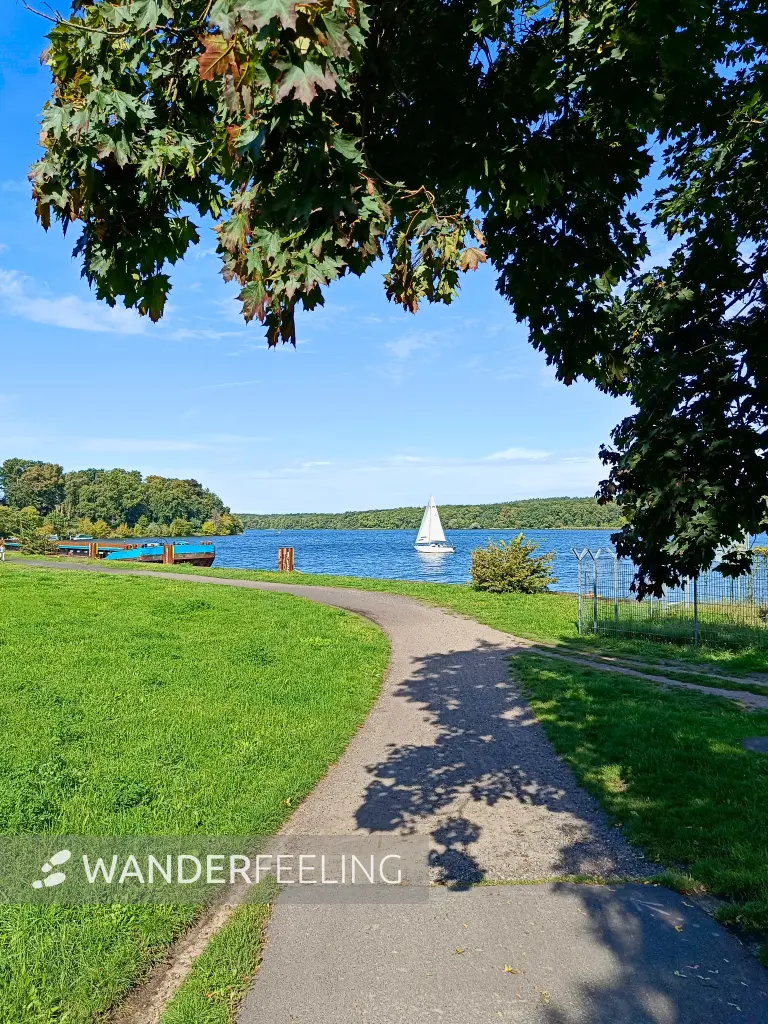 202509130-20 - Uferweg am Jungfernsee, Potsdam, Brandenburg, Deutschland
