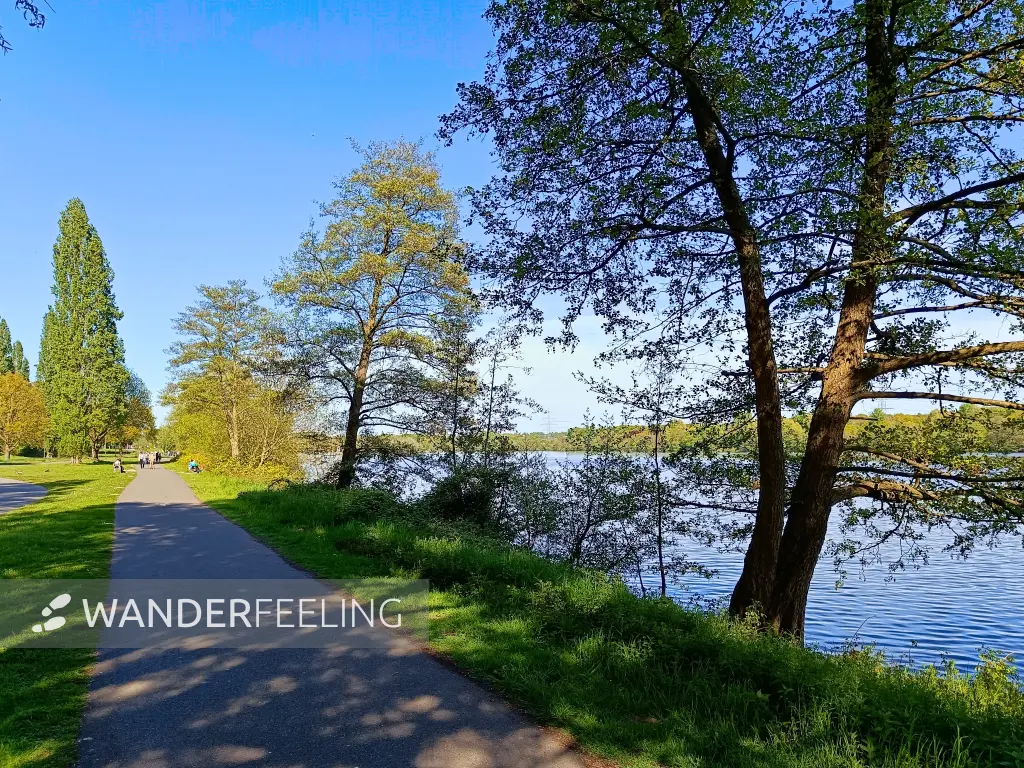 202604260-38 - Uferweg am Kemnader See bei Stiepel, Ruhrgebiet, Nordrhein-Westfalen, Deutschland