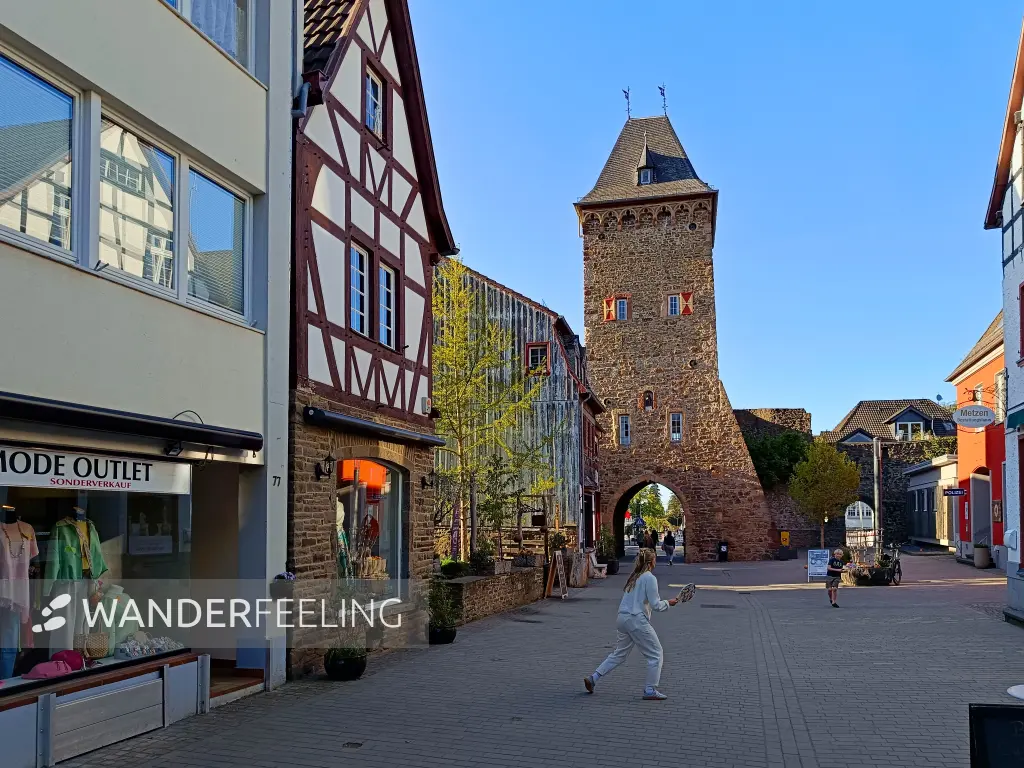 202604240-42 - Werther Tor in Bad Münstereifel, Eifel, Nordrhein-Westfalen, Deutschland