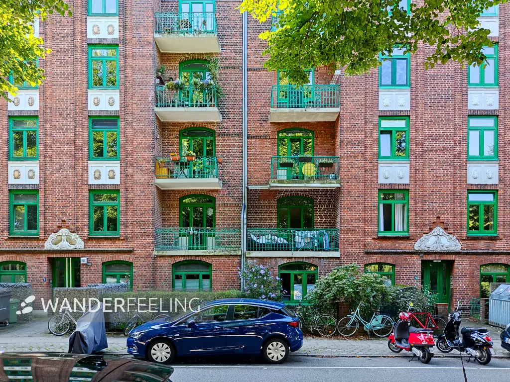 202308200-35 - Wohnhäuser in Barmbek, Hamburg, Deutschland