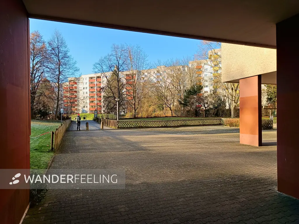 202511220-15 - Wohnsiedlung in Marienfelde, Berlin, Deutschland