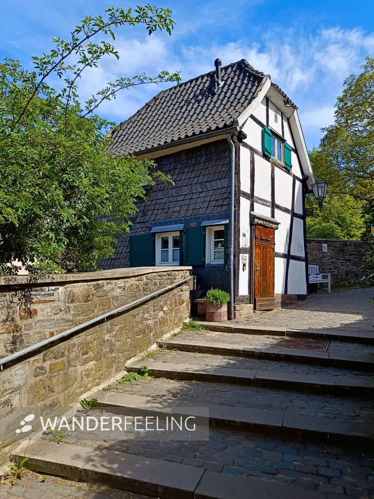 202604260-09 - Zollhaus in Hattingen, Ruhrgebiet, Nordrhein-Westfalen, Deutschland