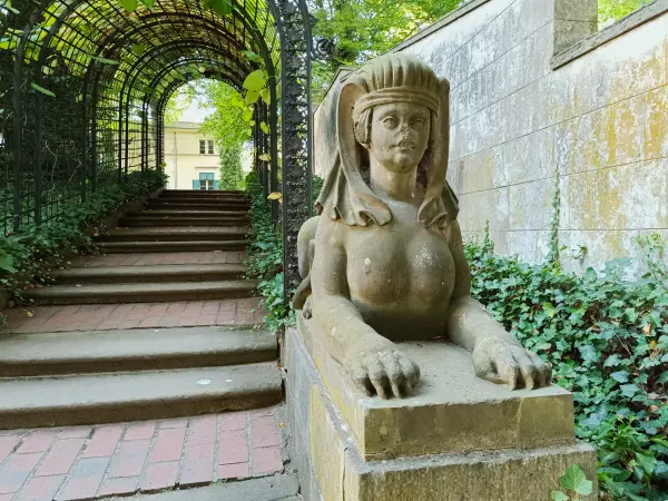 202609180-09 - Ädikulanische Treppe im Schlossgarten Glienicke, Berlin, Deutschland