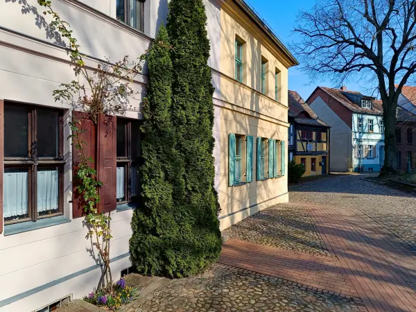 202603230-16 - Altstadthäuser in Rathenow, Havelland, Brandenburg, Deutschland