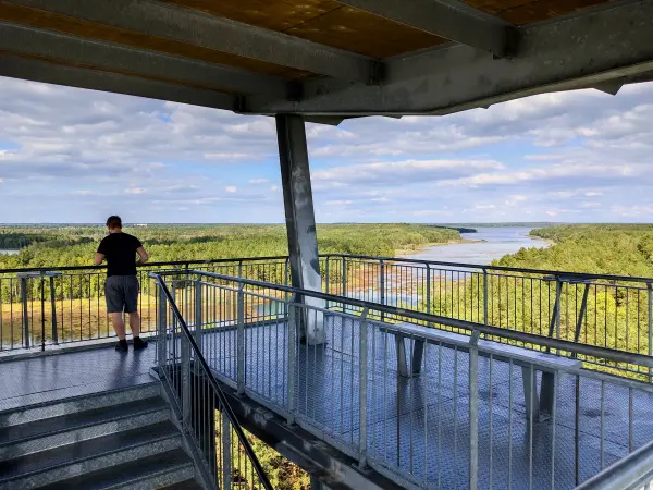 202309150-21 - Aussichtsturm am Senftenberger See zwischen Großkoschen und Niemtsch, Lausitz, Brandenburg, Deutschland
