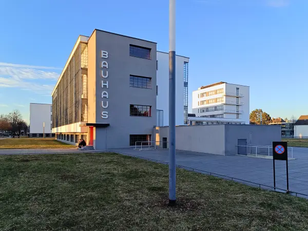 202603030-29 - Bauhaus in Dessau, Anhalt-Dessau-Wittenberg, Sachsen-Anhalt, Deutschland