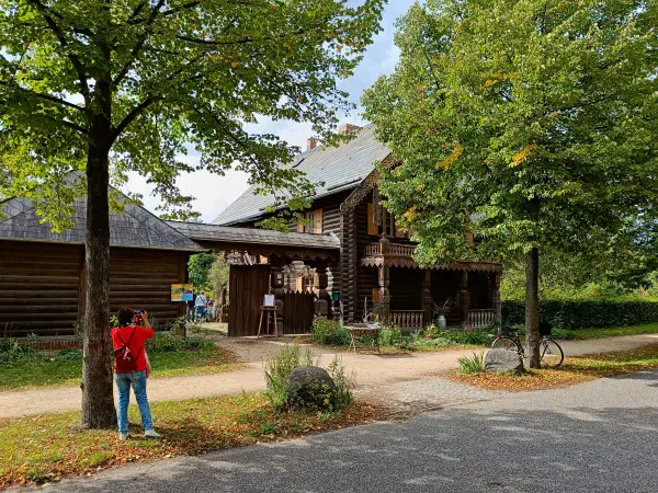 202509130-33 - Blockhaus in der Kolonie Alexandrowka, Potsdam, Brandenburg, Deutschland