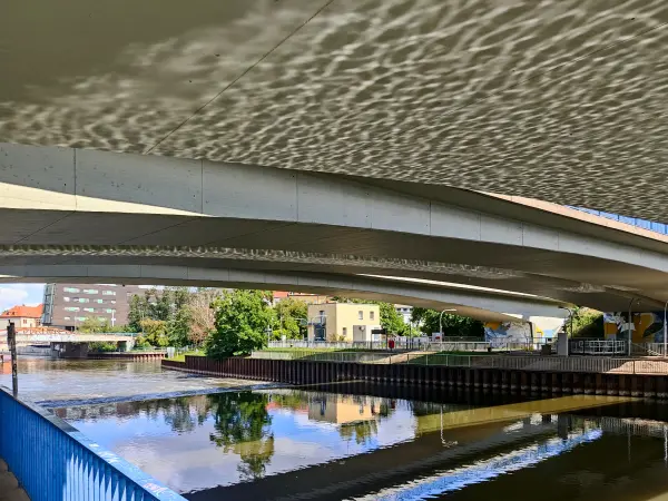 202308090-14 - Brücke über die Saale in Halle, Sachsen-Anhalt, Deutschland