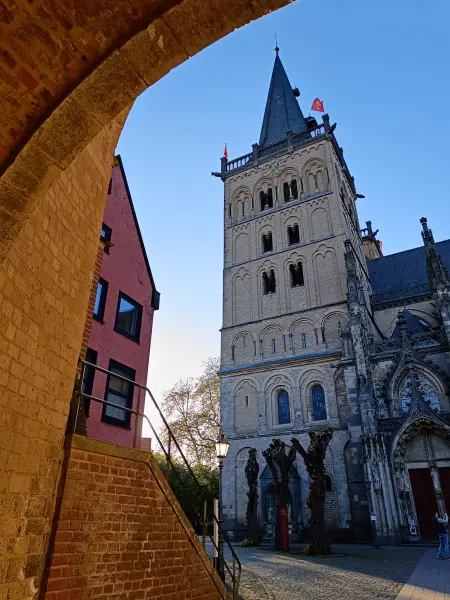 202604250-40 - Dom St. Victor in Xanten, Niederrhein, Nordrhein-Westfalen, Deutschland