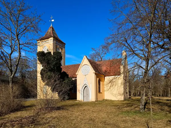 202603020-05 - Dorfkirche in Paretz, Havelland, Brandenburg, Deutschland