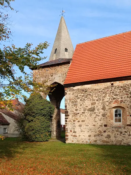 202610140-02 - Dorfkirche in Walddrehna, Lausitz, Brandenburg, Deutschland