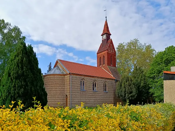 202505030-06 - Dorfkirche Wernitz, Havelland, Brandenburg, Deutschland