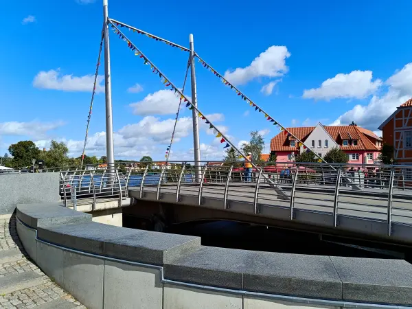 202509120-09 - Drehbrücke in der Inselstadt Malchow, Mecklenburgische Seenplatte, Mecklenburg-Vorpommern, Deutschland