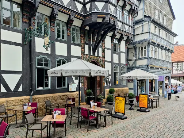 202308170-06 - Fachwerkhäuser in Goslar, Harz, Niedersachsen, Deutschland