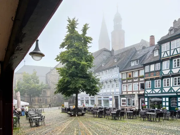 202308170-43 - Fachwerkhäuser in Goslar, Harz, Niedersachsen, Deutschland