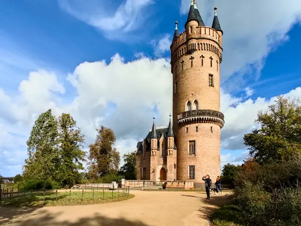 202310140-27 - Flatowturm im Park Babelsberg, Potsdam, Brandenburg, Deutschland