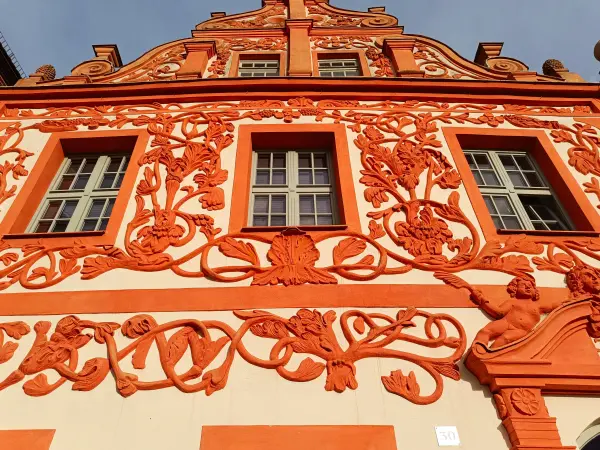 202610140-39 - Giebelhaus am Marktplatz in Luckau, Brandenburg, Deutschland