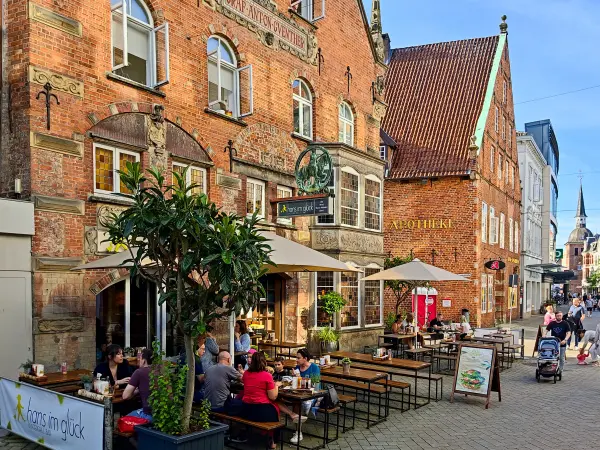 202308160-38 - Graf-Anton-Günther-Haus und Hofapotheke in Oldenburg, Oldenburger Land, Niedersachsen, Deutschland