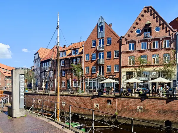 202308220-37 - Hafen in Stade, Niedersachsen, Deutschland