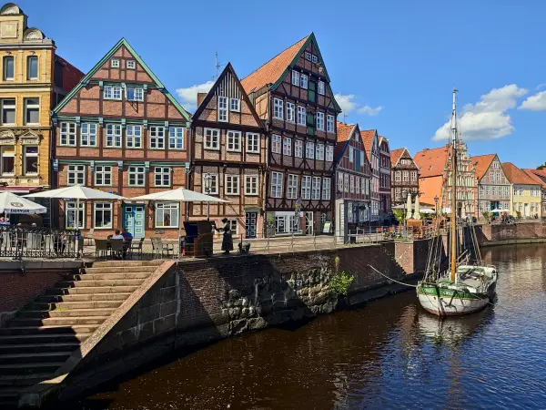 202308220-39 - Hafen in Stade, Niedersachsen, Deutschland