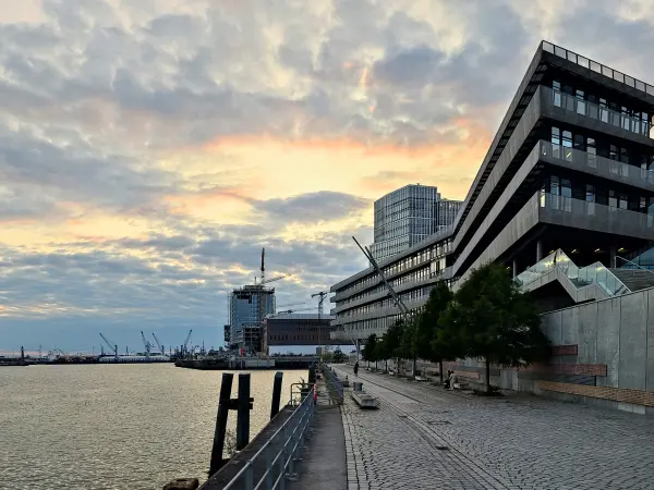 202309220-43 - HafenCity Universität, Hamburg, Deutschland