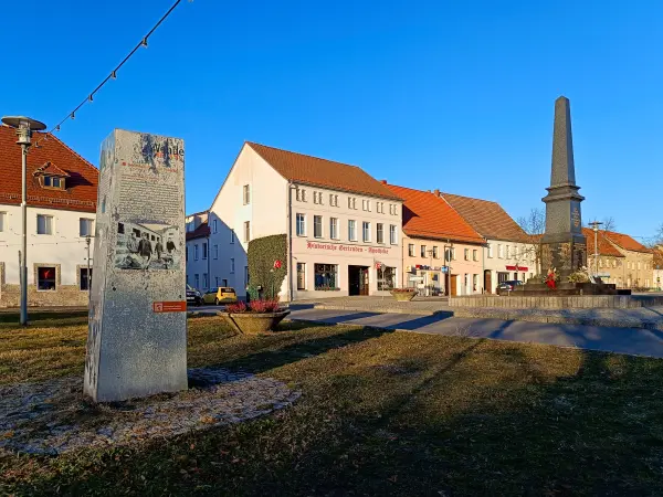 202512150-39 - Hauptstraße in Doberlug-Kirchhain, Elbe-Elster-Land, Brandenburg, Deutschland