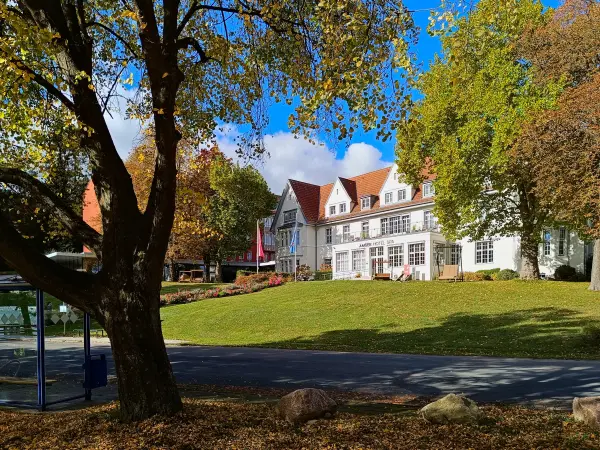 202510180-12 - Hotel in Amsee, Mecklenburgische Seenplatte, Mecklenburg-Vorpommern, Deutschland