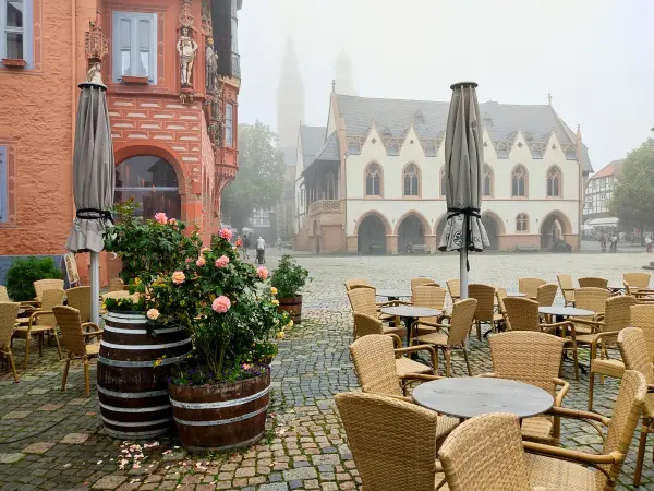 202308170-41 - Hotel Kaiserworth und Rathaus in Goslar, Harz, Niedersachsen, Deutschland