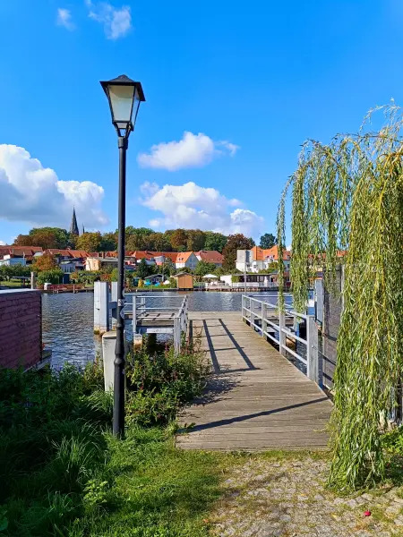 202509300-07 - Inselstadt Malchow, Mecklenburgische Seenplatte, Mecklenburg-Vorpommern, Deutschland