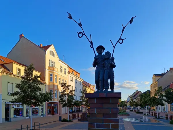 202508180-27 - Kariedelbrunnen in Luckenwalde, Fläming, Brandenburg, Deutschland