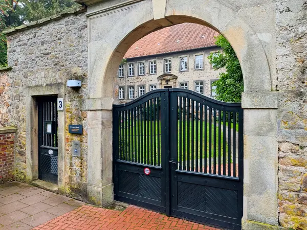 202308180-01 - Kloster Wennigsen, Weserbergland, Niedersachsen, Deutschland