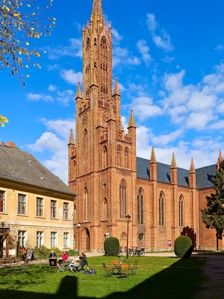 202509300-15 - Klosterkirche in der Inselstadt Malchow, Mecklenburgische Seenplatte, Mecklenburg-Vorpommern, Deutschland