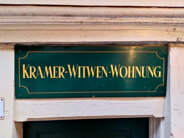 202308231-19 - Krameramtsstuben in der Neustadt, Hamburg, Deutschland