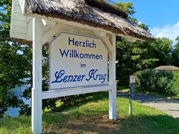 202509120-26 - Lenzer Krug am Plauer See, Mecklenburgische Seenplatte, Mecklenburg-Vorpommern, Deutschland