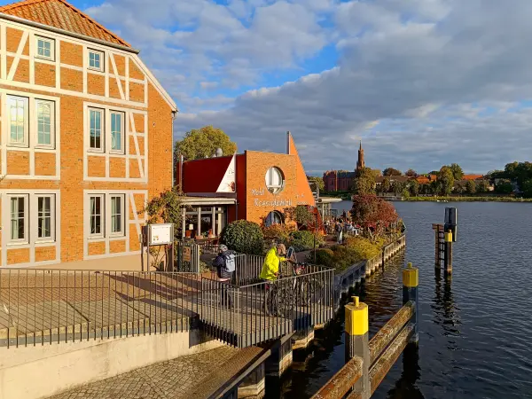 202509300-29 - Malchower See bei der Inselstadt Malchow, Mecklenburgische Seenplatte, Mecklenburg-Vorpommern, Deutschland