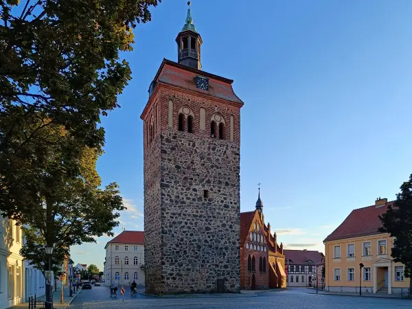 202508180-31 - Marktturm und St. Johannis in Luckenwalde, Fläming, Brandenburg, Deutschland