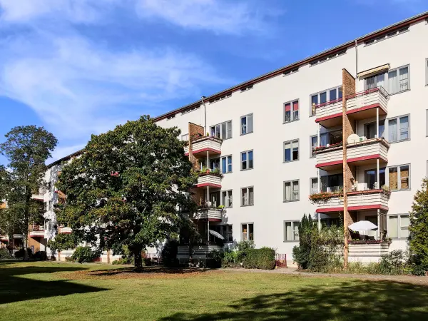202310080-39 - Mehrfamilienhäuser in Siemensstadt, Berlin, Deutschland