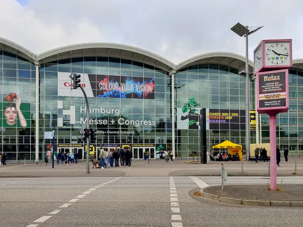 202309220-17 - Messehallen in St. Pauli, Hamburg, Deutschland