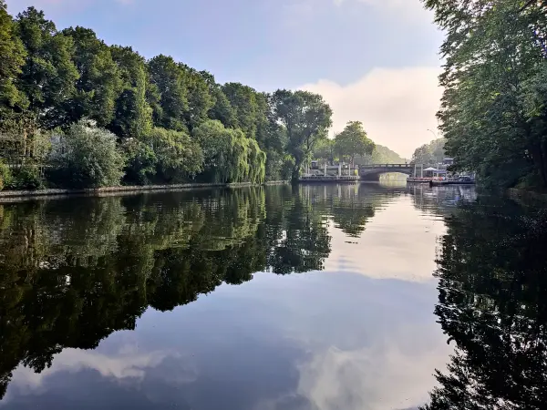 202308200-11 - Mundsburger Kanal, Hamburg, Deutschland