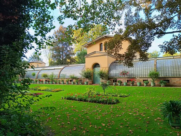 202609180-02 - Orangerie im Schlossgarten Glienicke, Berlin, Deutschland