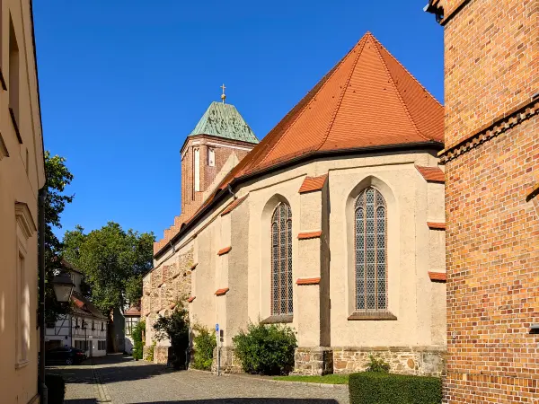 202309150-01 - Peter-Paul-Kirche in Senftenberg, Lausitz, Brandenburg, Deutschland